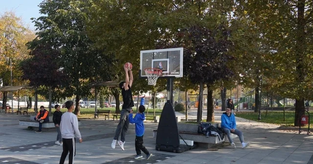 Okula mola, spora fora etkinliğiyle gençler spora doydu Düzce Haberleri