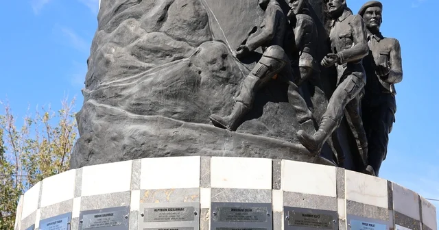 Antalya Şehitleri Anıtı restore edildi Antalya Haberleri