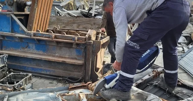 Refahiye de itfaiye personeline trafik kazalarına müdahale eğitimi Erzincan Haberleri