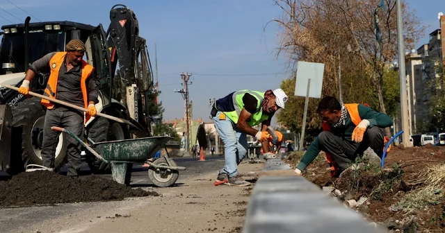 Karacadağ Caddesi modern bir görünüme kavuşuyor Diyarbakır Haberleri