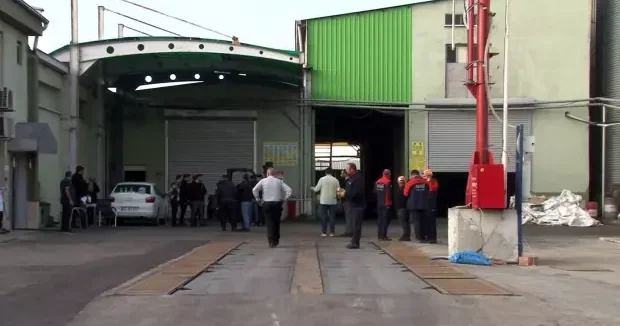 Afyonkarahisar haberleri Afyonkarahisar da yağ fabrikasında patlama: Yaralılar var! 12 Kasım 2025