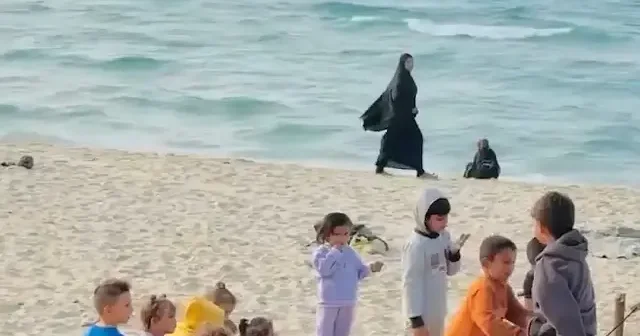 Gazzeli çocukların ateşkeste yüzü gülüyor VİDEO İZLE