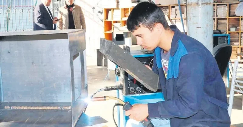 Kayıtdışı çalıştırana 2.3 milyar TL ceza