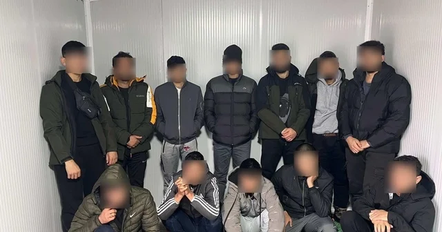 Tekirdağ da göçmen kaçakçılığı operasyonu: 5 kişi tutuklandı, 19 göçmen yakalandı Tekirdağ Haberleri
