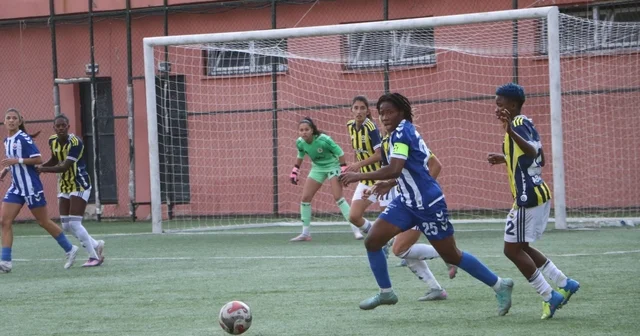 Turkcell Kadın Futbol Süper Ligi: Hakkarigücü: 0 Fenerbahçe: 2 Hakkari Haberleri