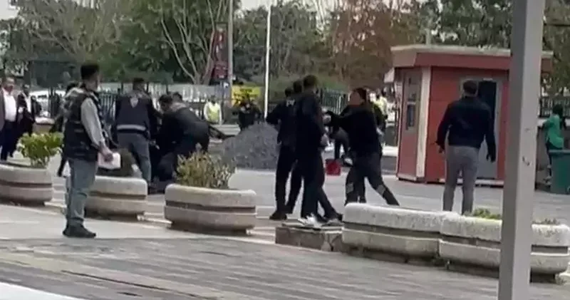 Bakırköy Adliyesi nde duruşma sonrası kavga çıktı