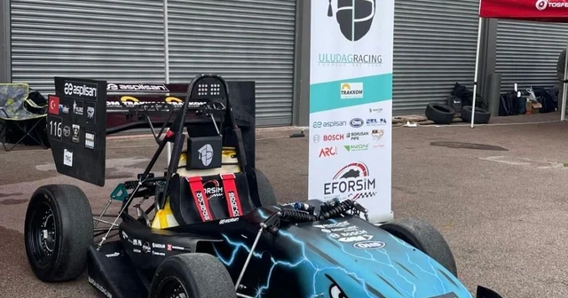 Uludağ Üniversitesi, ilk elektrikli formula aracını OTTOSEM Zirvesi nde tanıtacak Bursa Haberleri