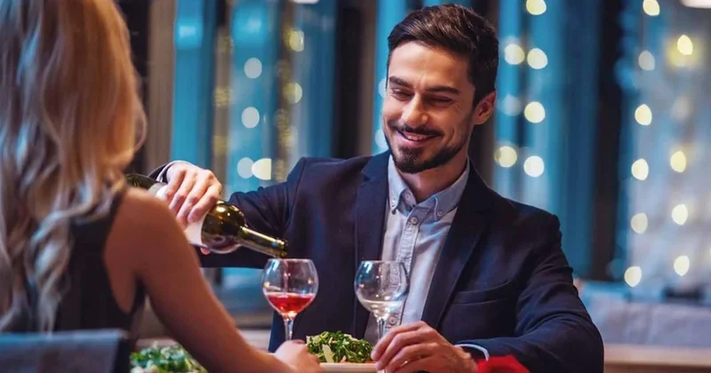 Sevgiliniz yemek masasında bu hareketleri yapıyorsa, yüzde 100 bir narsist: Alman psikolog tek tek açıkladı Sözcü Gazetesi