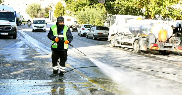 Kuşadası Belediyesi nden detaylı temizlik çalışması Aydın Haberleri