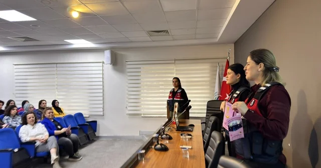 Üniversitelilere jandarmadan KADES ve UYUMA dersi Sakarya Haberleri