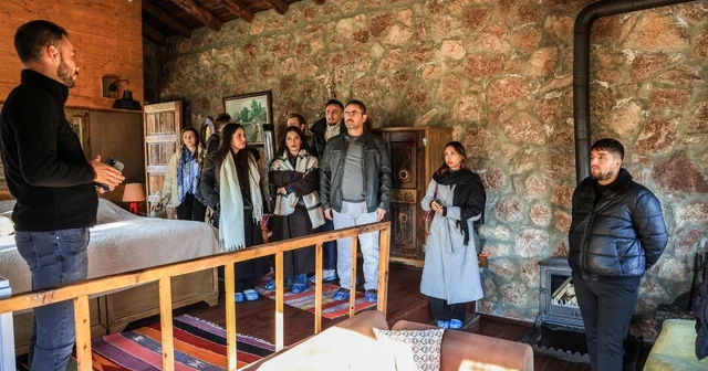 Üniversiteli gençler Sakin Şehir ünvanlı Çameli yi gezdi Denizli Haberleri