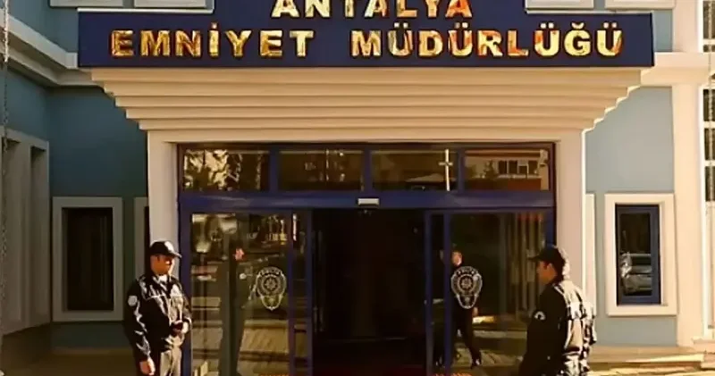 Polis oltalama ve yatırım dolandırıcılığına karşı sanal devriyesini artırdı Antalya Haberleri