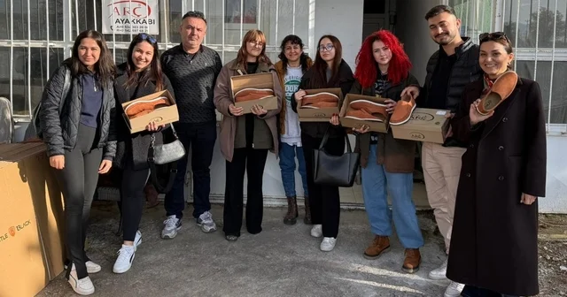 Öğrenciler babalarına ayakkabı yaptı Denizli Haberleri