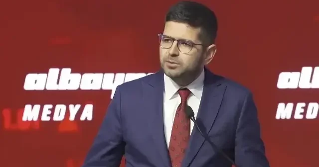 Burak Dağlıoğlu Yatırım ve Finansta Türkiye Yüzyılı Zirvesi nde konuştu: Hedefimiz ilk 10 ekonomi içinde olmak VİDEO İZLE