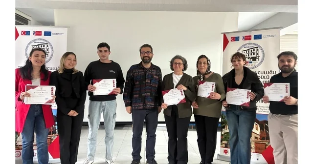 Bin kişiye ev pansiyonculuğunu öğrenerek sertifika aldı Kastamonu Haberleri