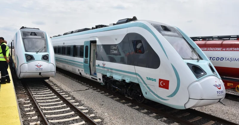Raylarda yerli güç: Milli tren setlerinde bir haftada 4 teslimat