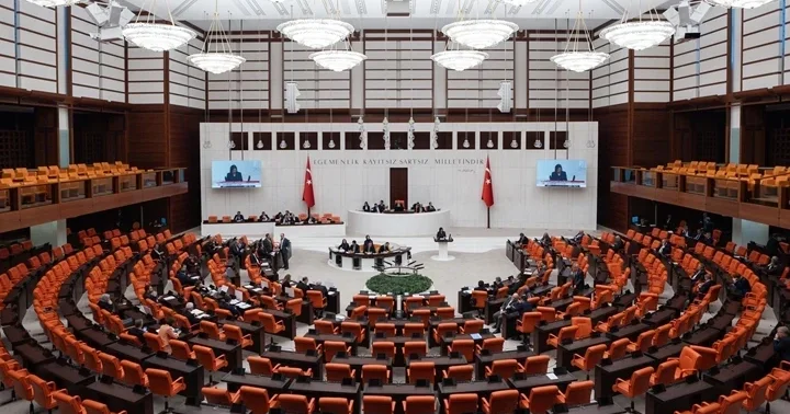 TBMM ye yeni dokunulmazlık dosyaları sevk edildi! Aralarında CHP lideri Özel ve Ali Mahir Başarır da var