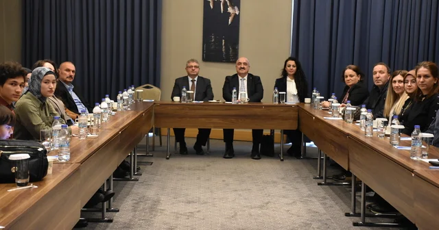 Trabzon da öğrencilerin akademik eğitimi için başlatılan proje tanıtıldı Trabzon Haberleri