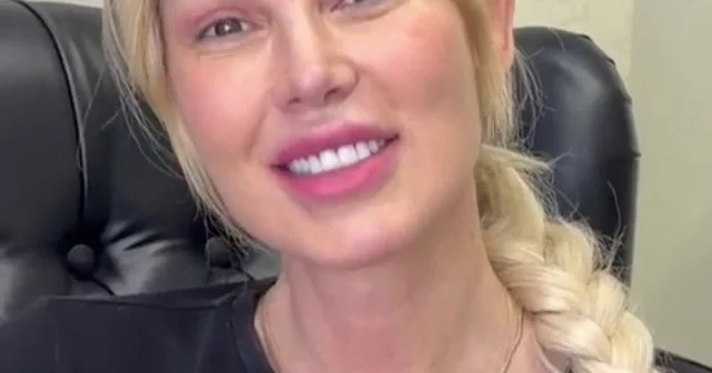 Petek Dinççöz ün makyajsız hali göz doldurdu Samsun Haberleri