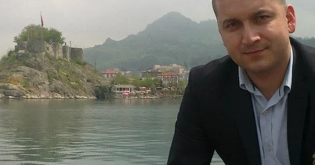 Mezar yeri bakmak için otomobille yola çıkan dayı ile yeğenin öldüğü kaza kamerada Giresun Haberleri