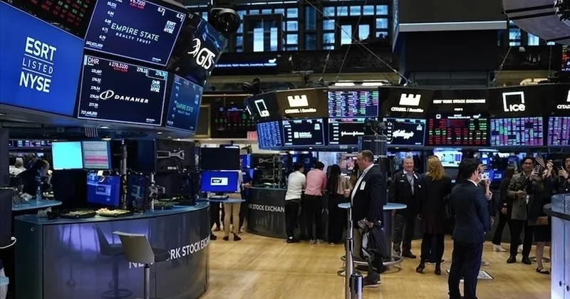 Fed sonrası piyasalarda iyimserlik artıyor: Altın rekora yaklaştı, petrol yükseldi Sözcü Gazetesi