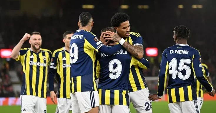 İlk 8 için dev adım! Fenerbahçe, UEFA Avrupa Ligi nde kaçıncı? Güncel puan durumu