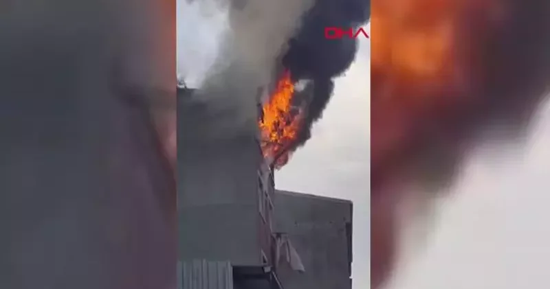 Sultangazi de binanın çatısında yangın; yaralılar var