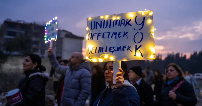 Hatay da 11. Yargı Paketi tepkisi: Deprem suçluları istisna tutulmaz, cezasızlık yeni suçların önünü açacak!