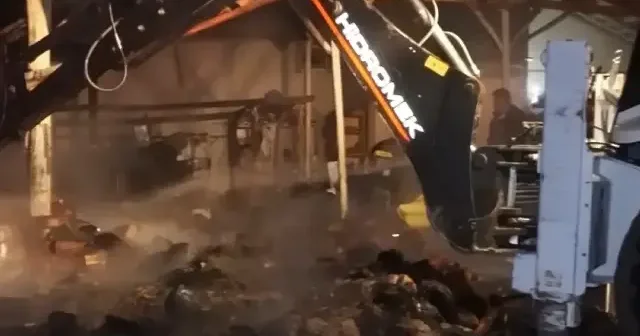 Burdur da kalorifer kazanı patlayan evde yangın çıktı VİDEO İZLE