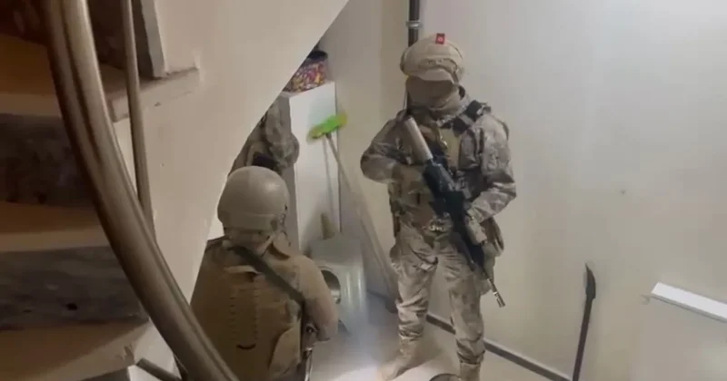 SON DAKİKA… Bir ilçenin kabusu olmuşlardı: Haraç vermeyen iş yerlerini kurşunlayan çeteye ağır darbe!