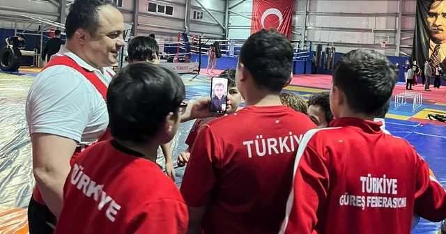 Rıza Kayaalp ten Vezirköprülü güreşçilere moral Samsun Haberleri