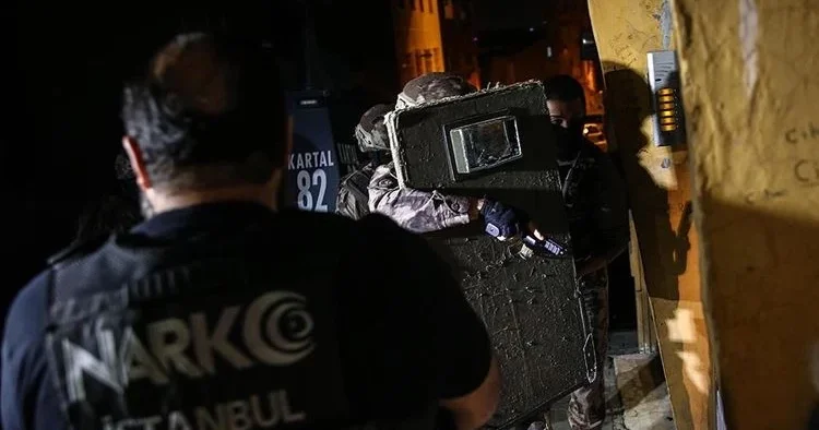 Uyuşturucu tacirlerine darbe: 29 ilde 345 şüpheliyi yakaladık