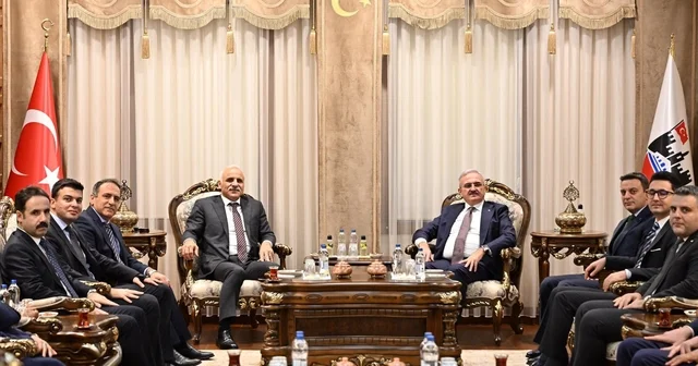 İçişleri Bakan Yardımcısı Karaloğlu, Diyarbakır Valiliğini ziyaret etti Diyarbakır Haberleri