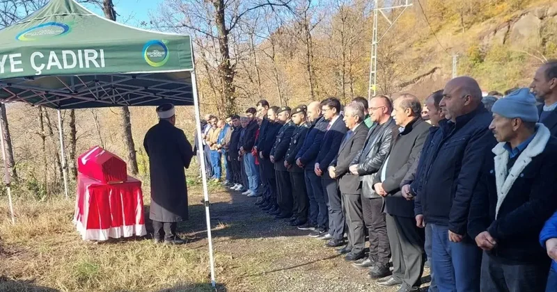 Kıbrıs gazisi Mehmet Yeşer, Ordu da son yolculuğuna uğurlandı