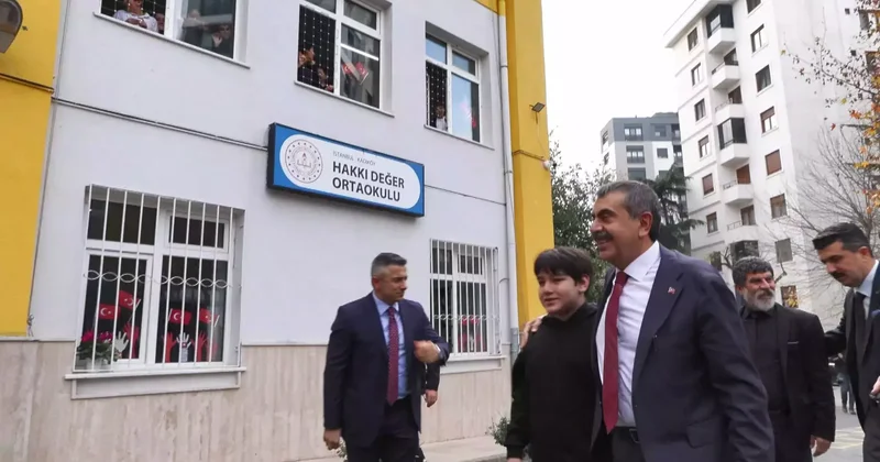 Milli Eğitim Bakanı Yusuf Tekin: Öğretmenin yerini hiçbir şey alamaz