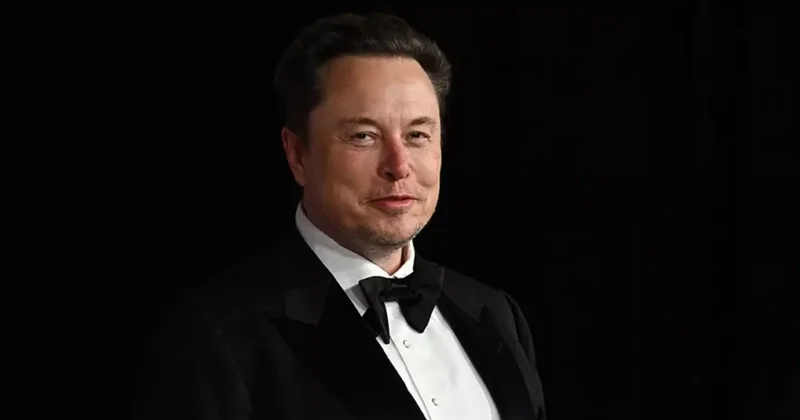Agresif güçlenme Elon Musk sert çıktı: Apple ve Google ittifakı sonrası kendi telefonunu mu yapacak?