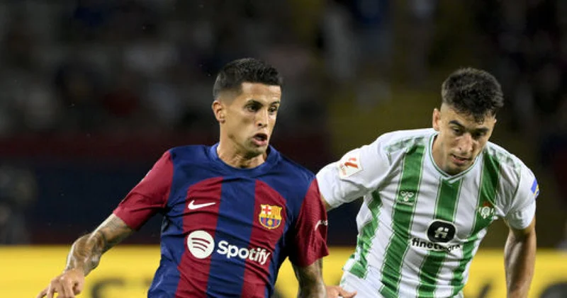 Joao Cancelo yeniden Barcelona da Futbol Haberleri