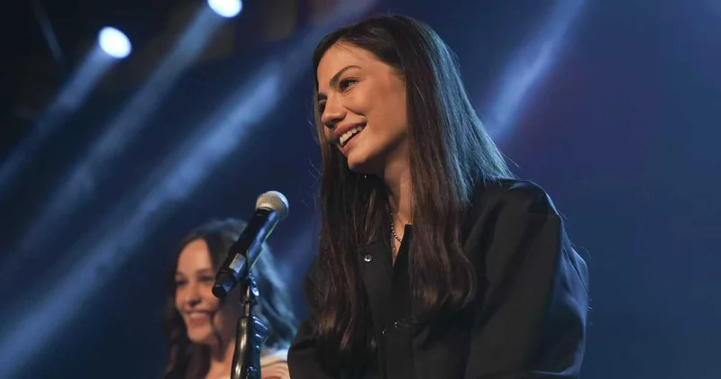 Demet Özdemir den şarkıcılık kararı