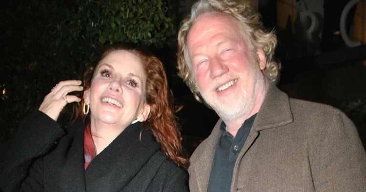 Tacizle suçlanan ünlü oyuncu kayıplara karıştı: Polis peşinde!