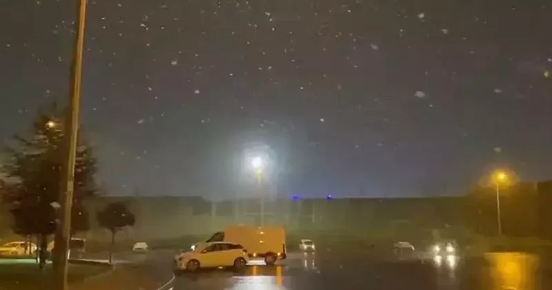 İstanbul da kar yağışı yeniden başladı