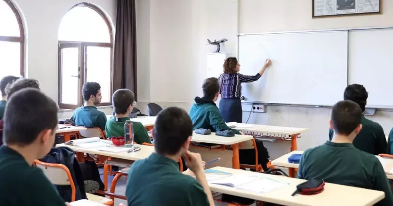 Öğrencilere Gelişim Raporu Verilecek