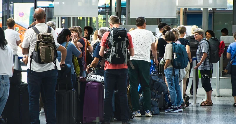 Avrupa ya gidenlerin yeni çilesi oldu: Bekleme süresi yüzde 70 arttı Sözcü Gazetesi
