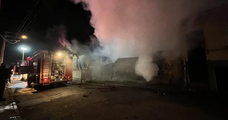 Eskişehir’de marangozhanede yangın