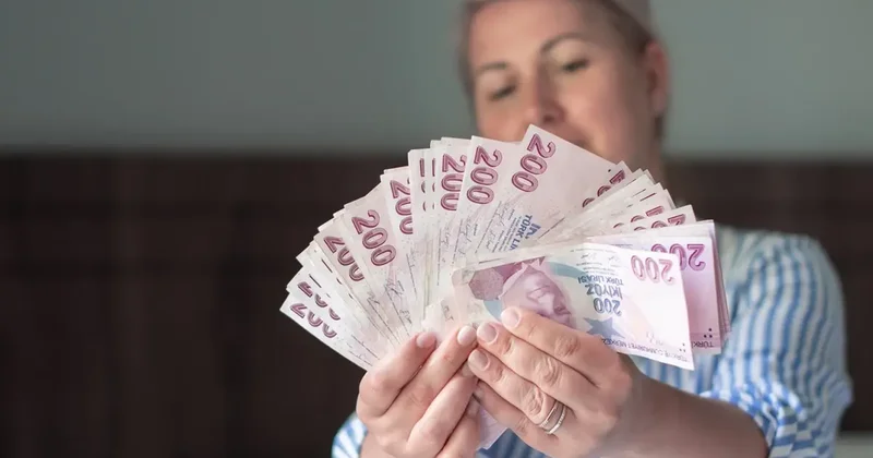 Emeklilere müjde! Vatandaşlık maaşında detaylar ve takvim netleşiyor