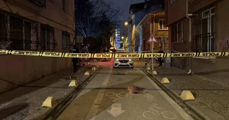 Eskişehir de bıçaklı kavga: Bir kişi ağır yaralandı Eskişehir Haberleri