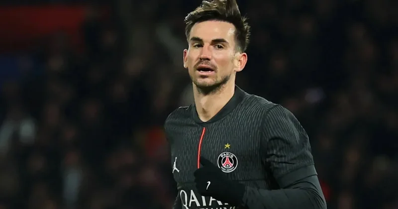 Galatasaraylıların hayali suya düşüyor! Fabian Ruiz PSG de kalıyor Sözcü Gazetesi