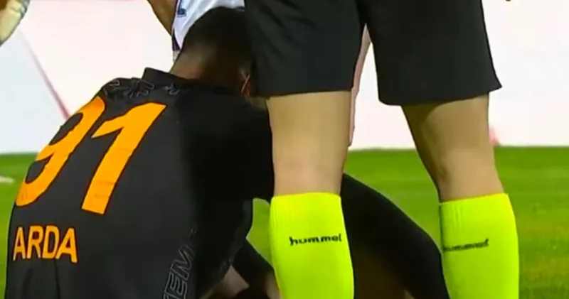 Galatasaray da 9. dakikadan sakatlık: Maça devam edemedi