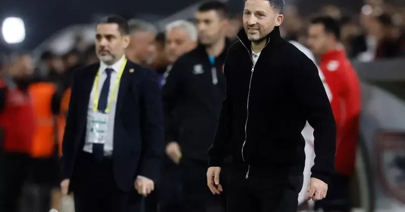 Tedesco, Fenerbahçelilerin yüzünü güldüren haberi verdi: İmkanı yok