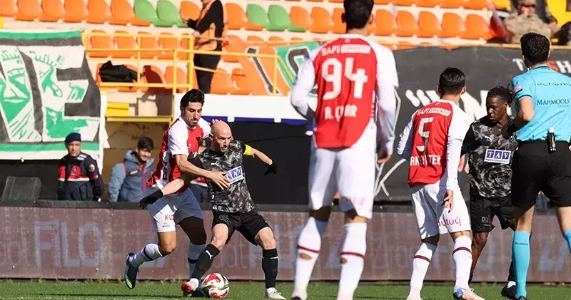 Corendon Alanyaspor .tr Fatih Karagümrük: 2 2