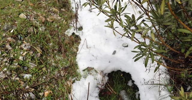 Muğla da sağanak yağmur ile birlikte dolu yağdı Muğla Haberleri